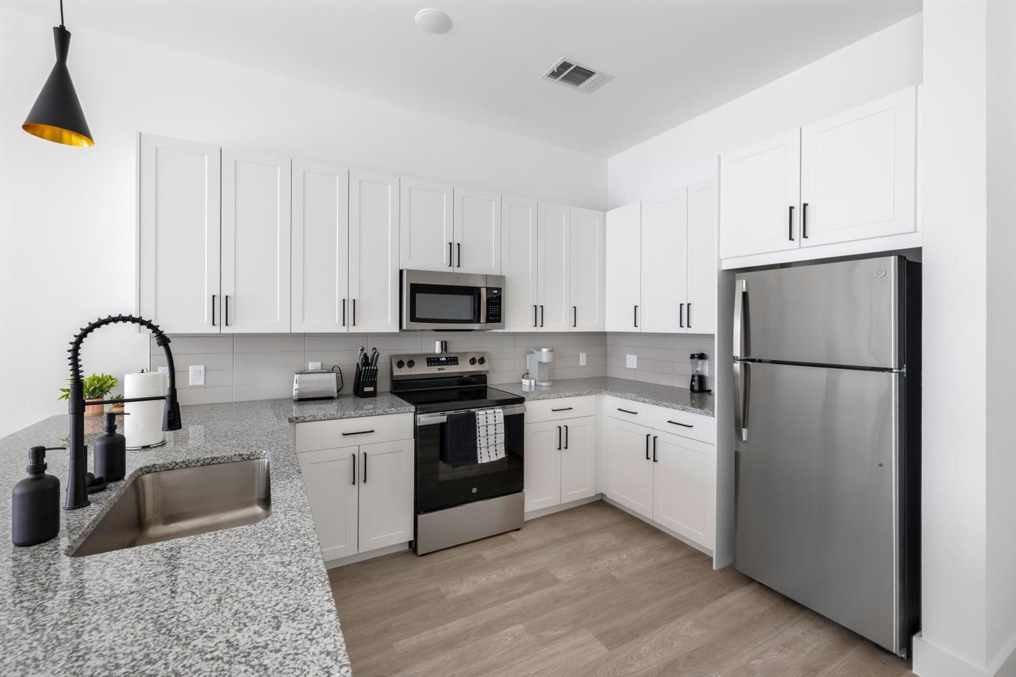 Railyard Apartments By Barsala Denton Exterior foto